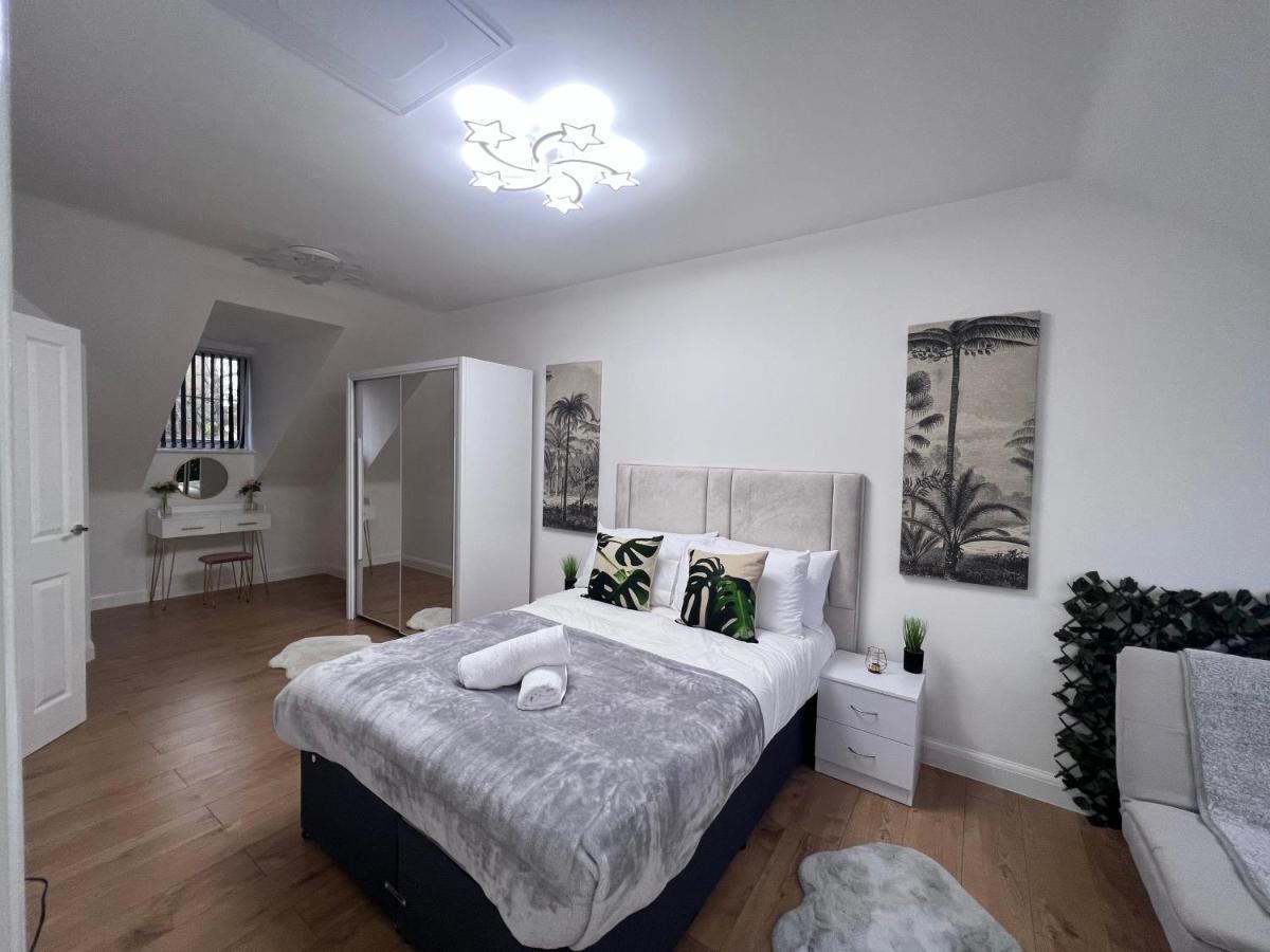 Luxury Birmingham City Centre Palace Bagian luar foto
